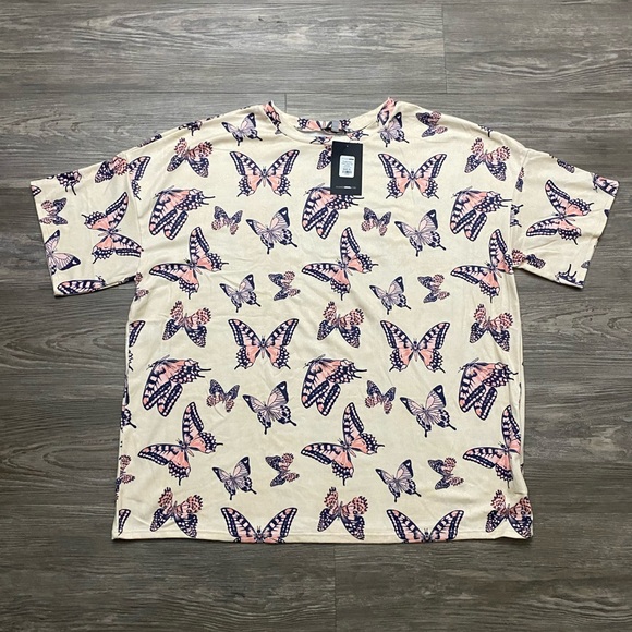 Butterfly Top - Picture 1 of 3